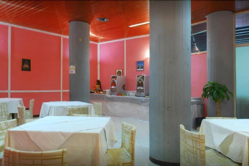 Hotel Michelangelo Терамо Екстериор снимка
