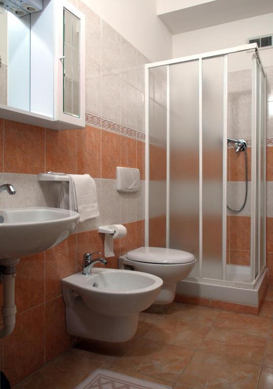 Hotel Michelangelo Терамо Стая снимка