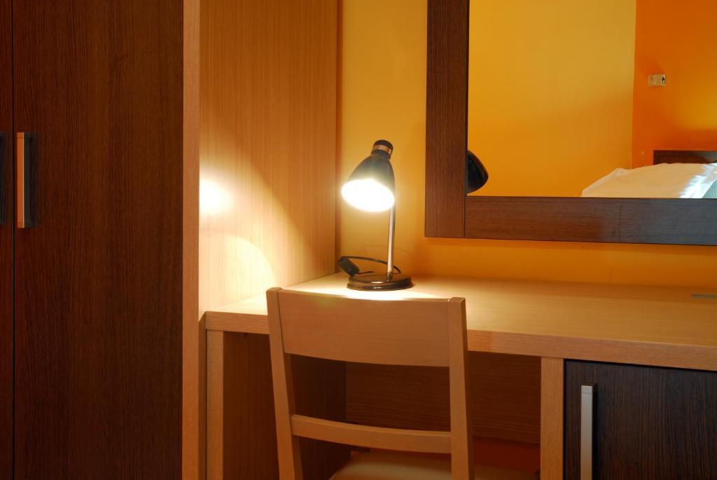 Hotel Michelangelo Терамо Стая снимка